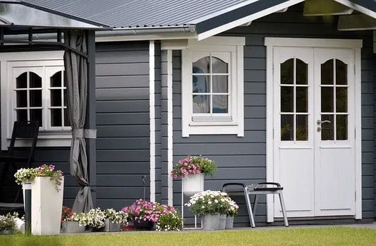 Mit einigen Tipps verwandelt man seine Gartenhütte in eine Wohlfühloase